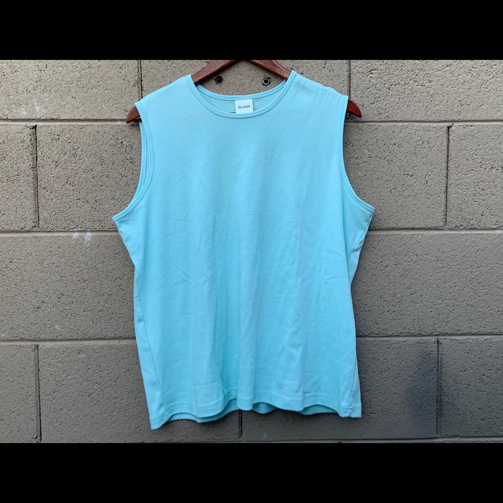 #MNTOP5 - BLAIR Women’s Tank Top - Sleeveless Top - Size LGE